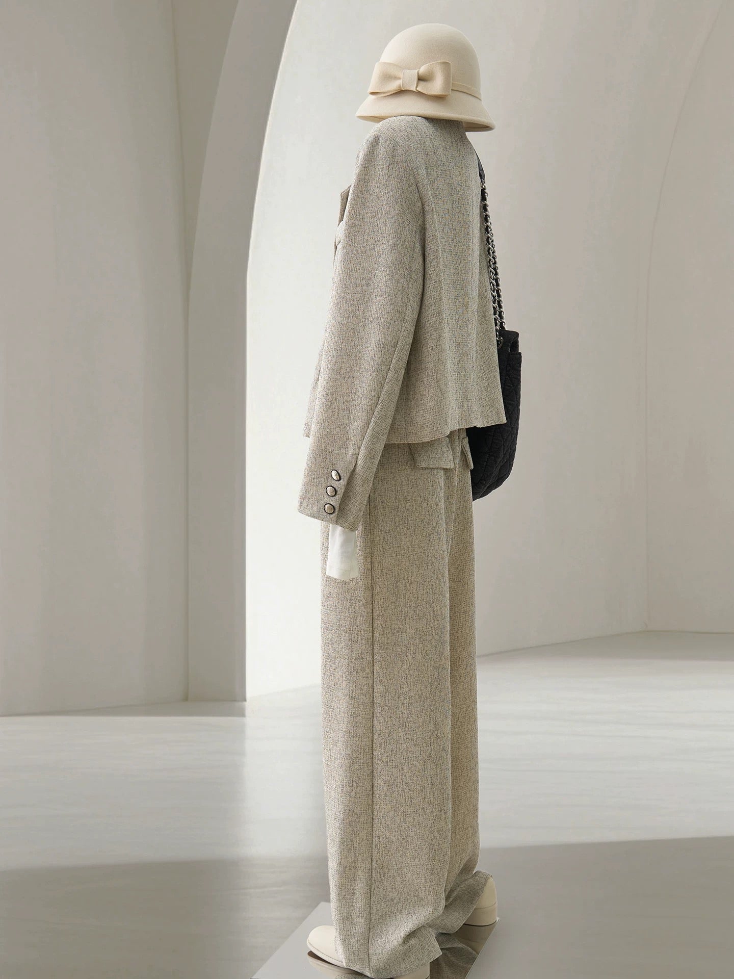 H1932 Women's Suit
