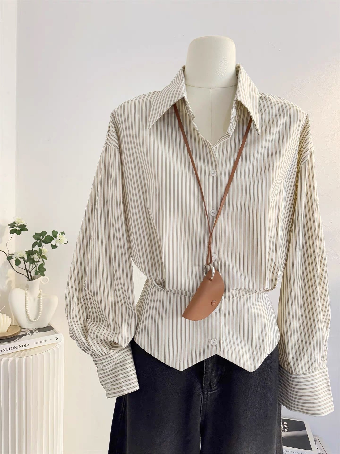 H2031 Women's Blouse