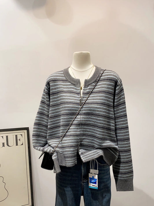 H2499 Women's Sweater