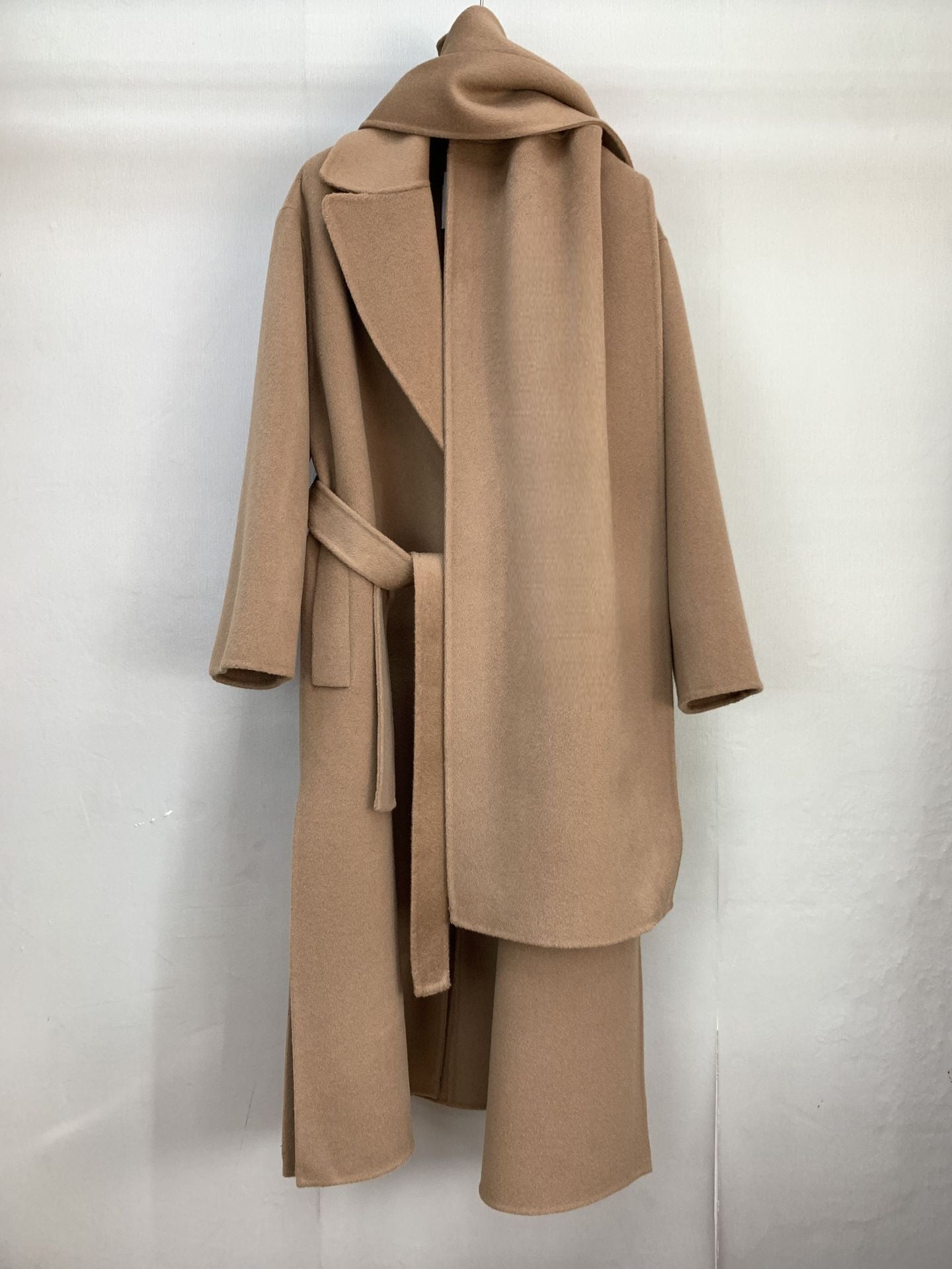 H4436 Women's cashmere coat