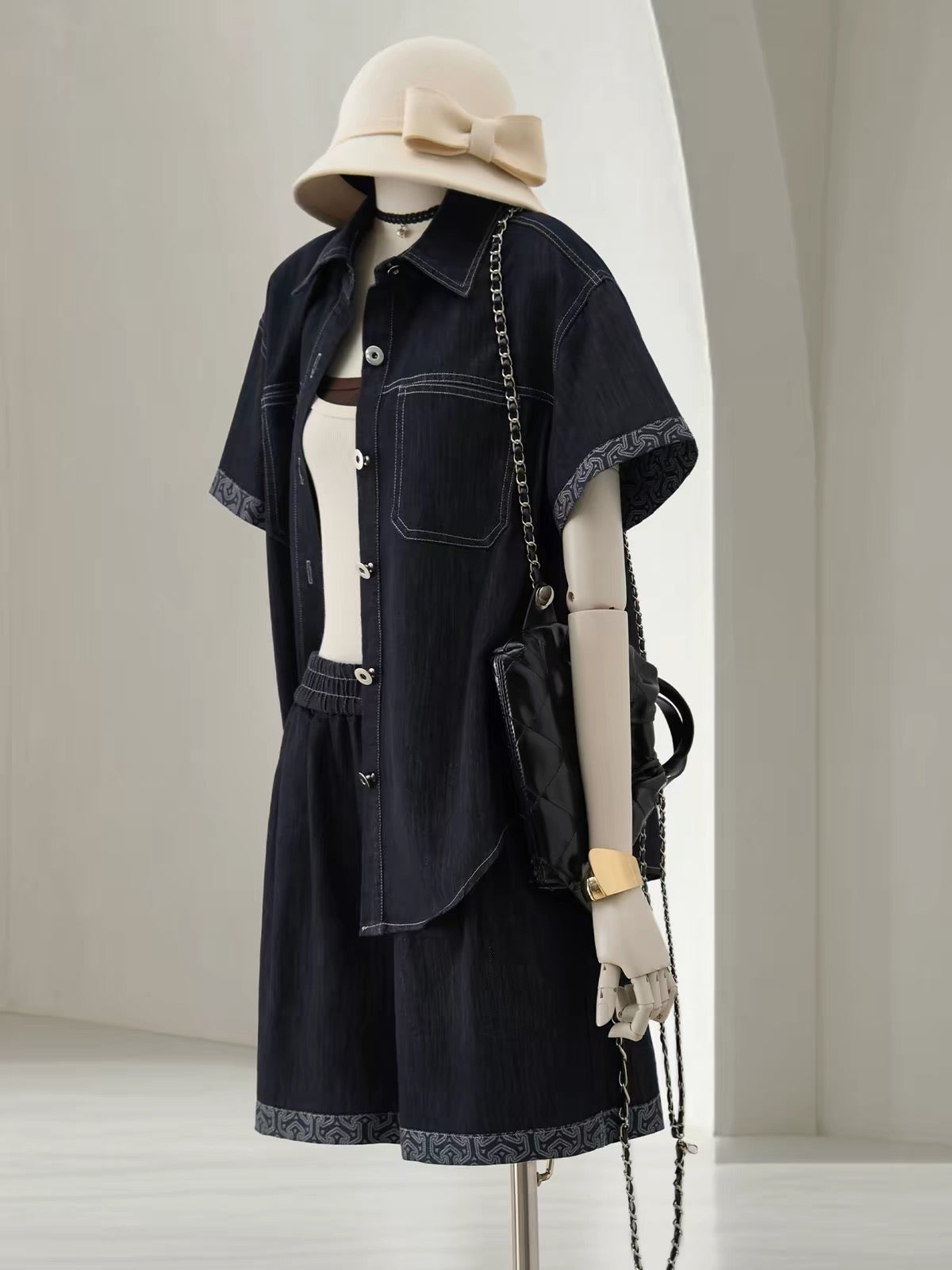 H6023 Women's Outerwear
