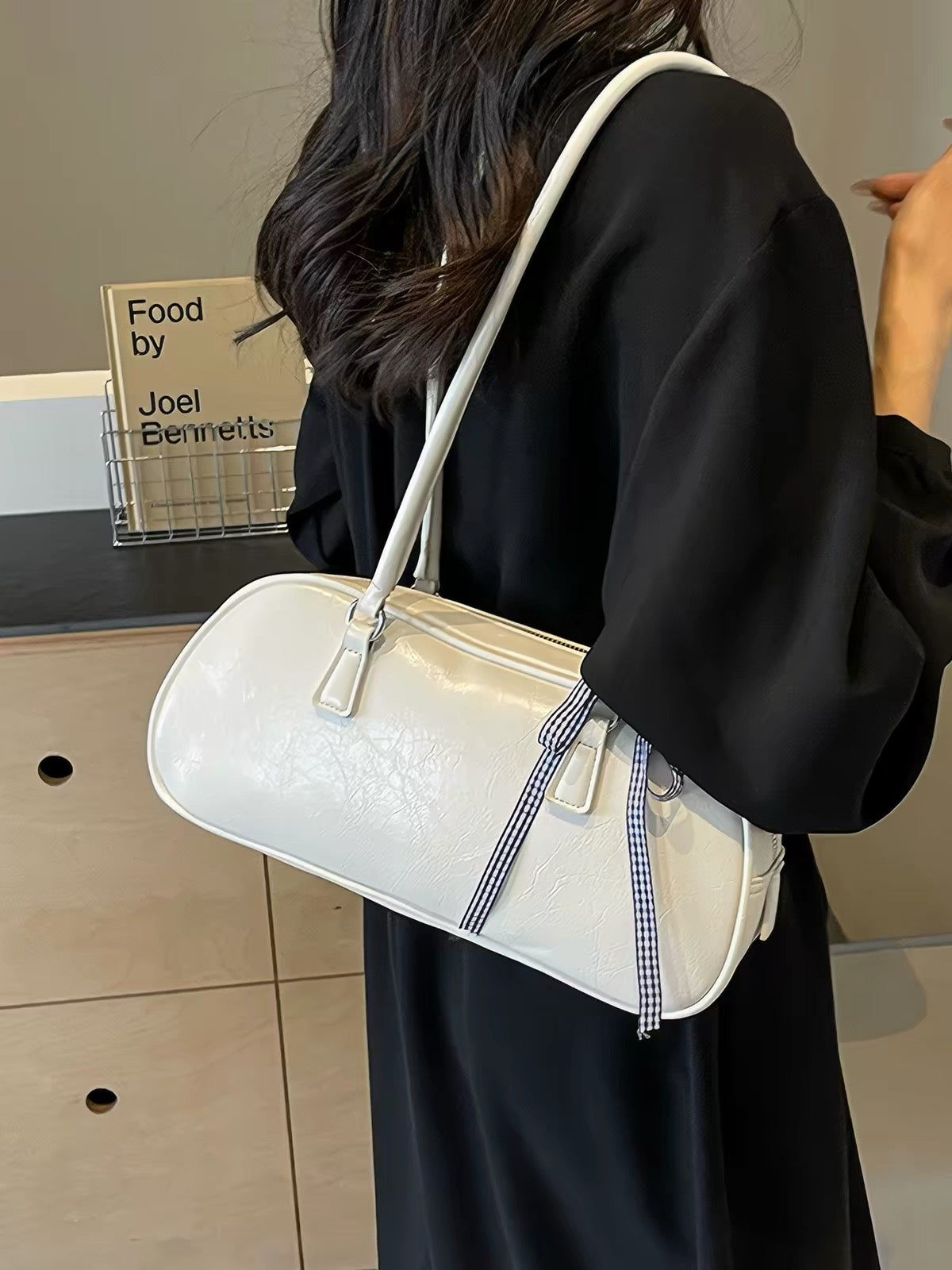 H6383 Women's lambskin handbag