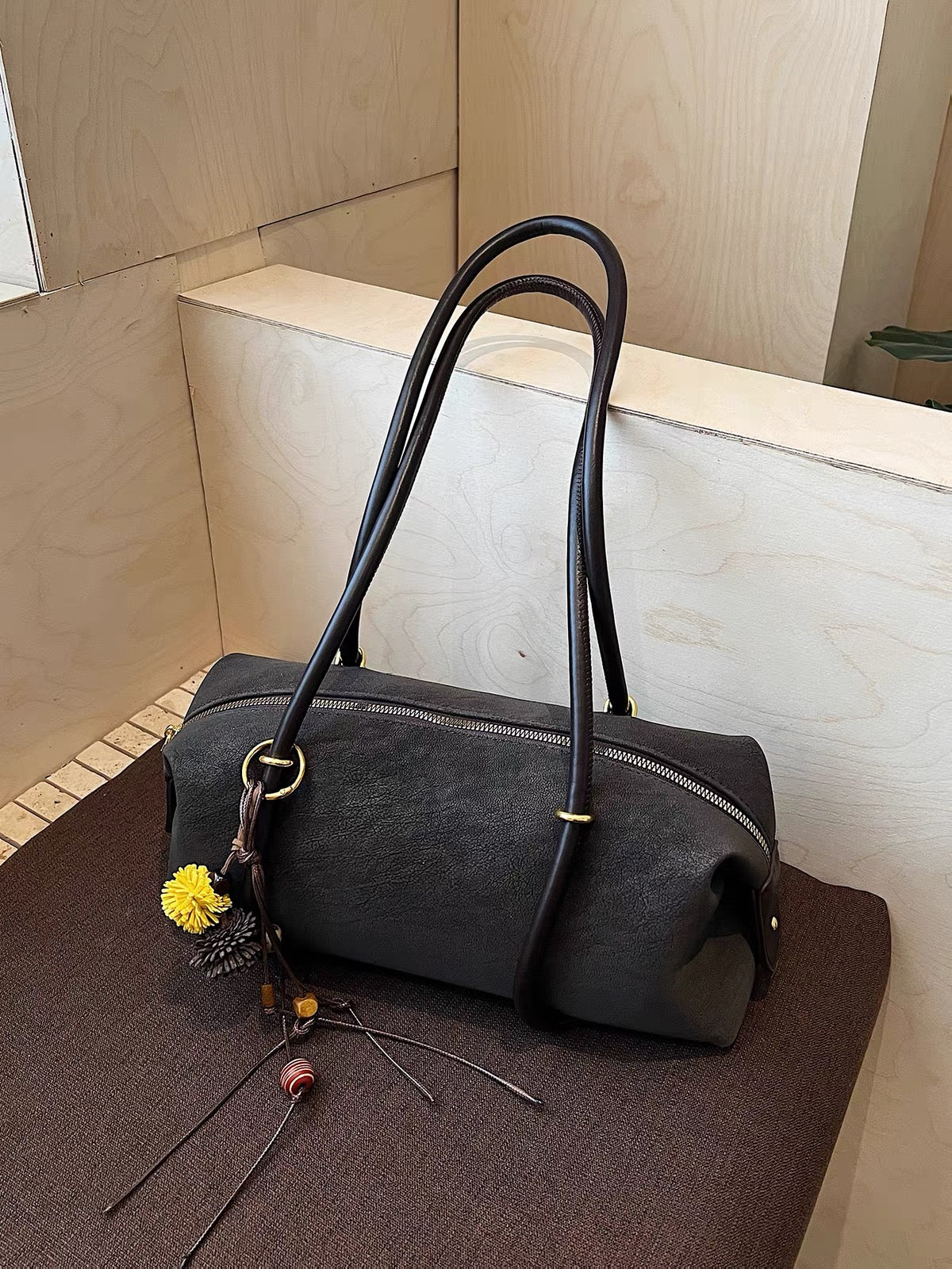 H6384 Women's lambskin handbag