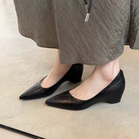 H6438 Women's calfskin shoes