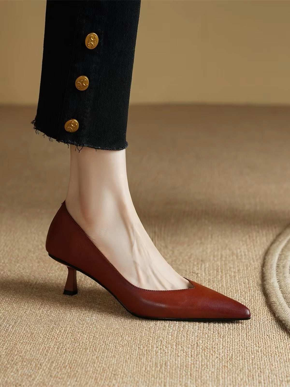 H6473 Women's calfskin shoes
