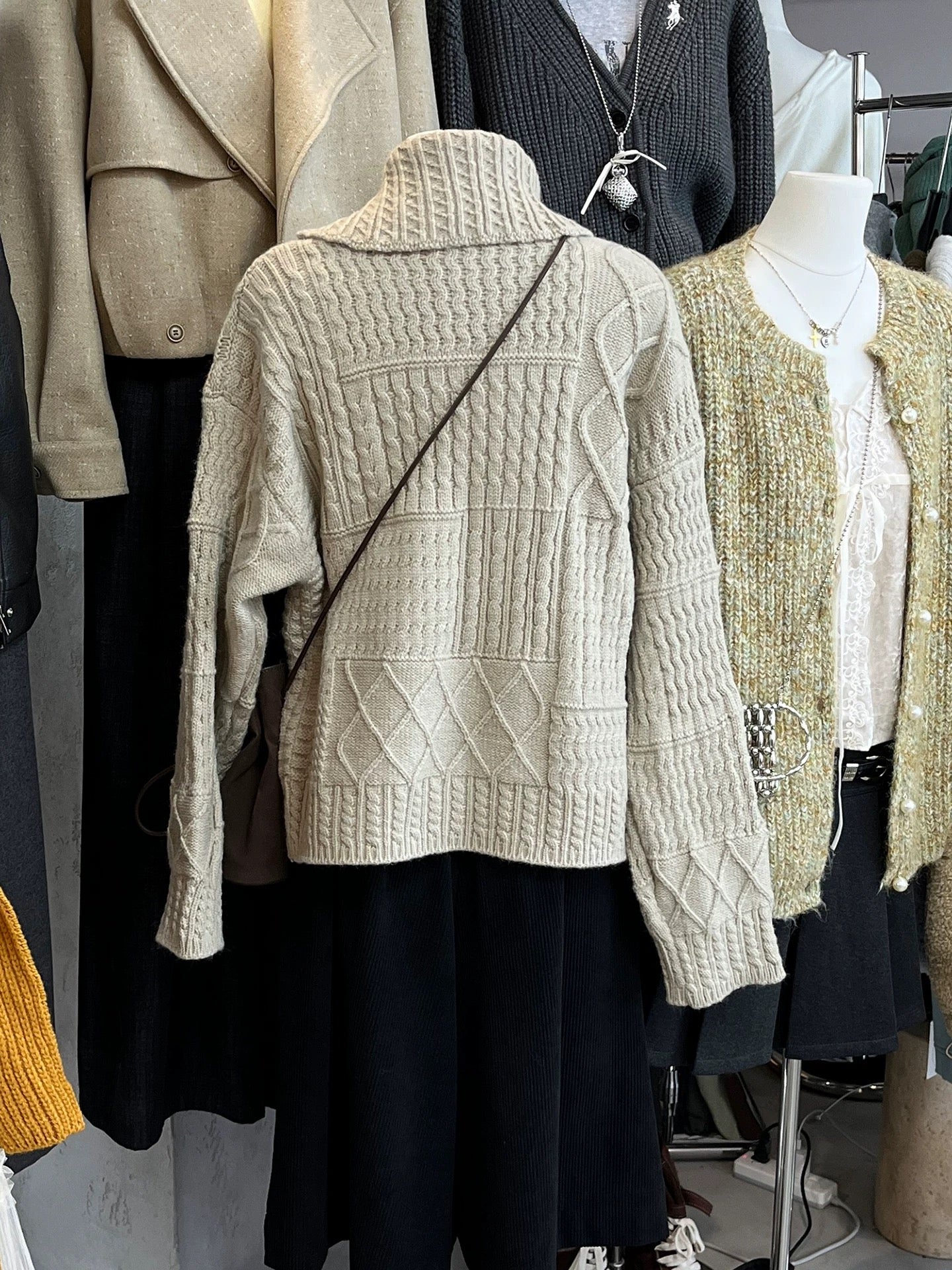 H1317 Women's Sweater