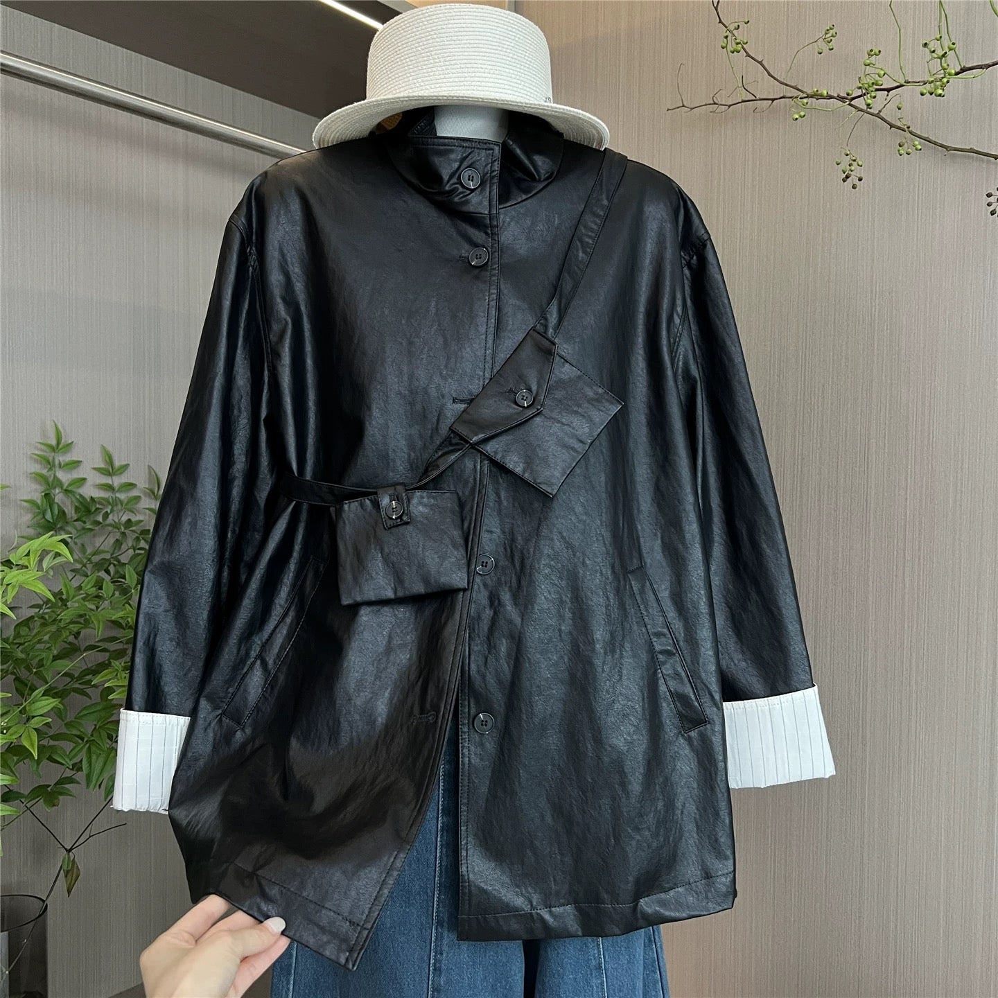 H1243 Mid-length Leather