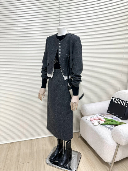 H1582 Women's Suit