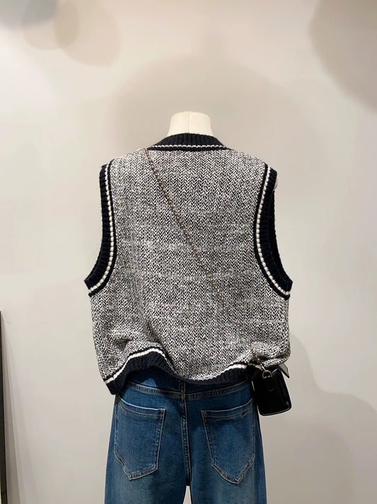 H2093 Sweater Vest