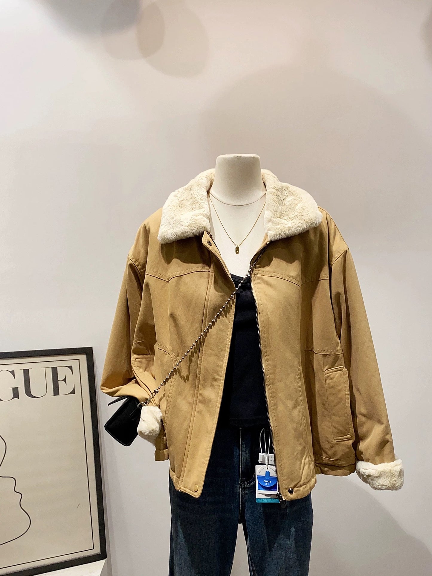 H2143 Lambswool Coat