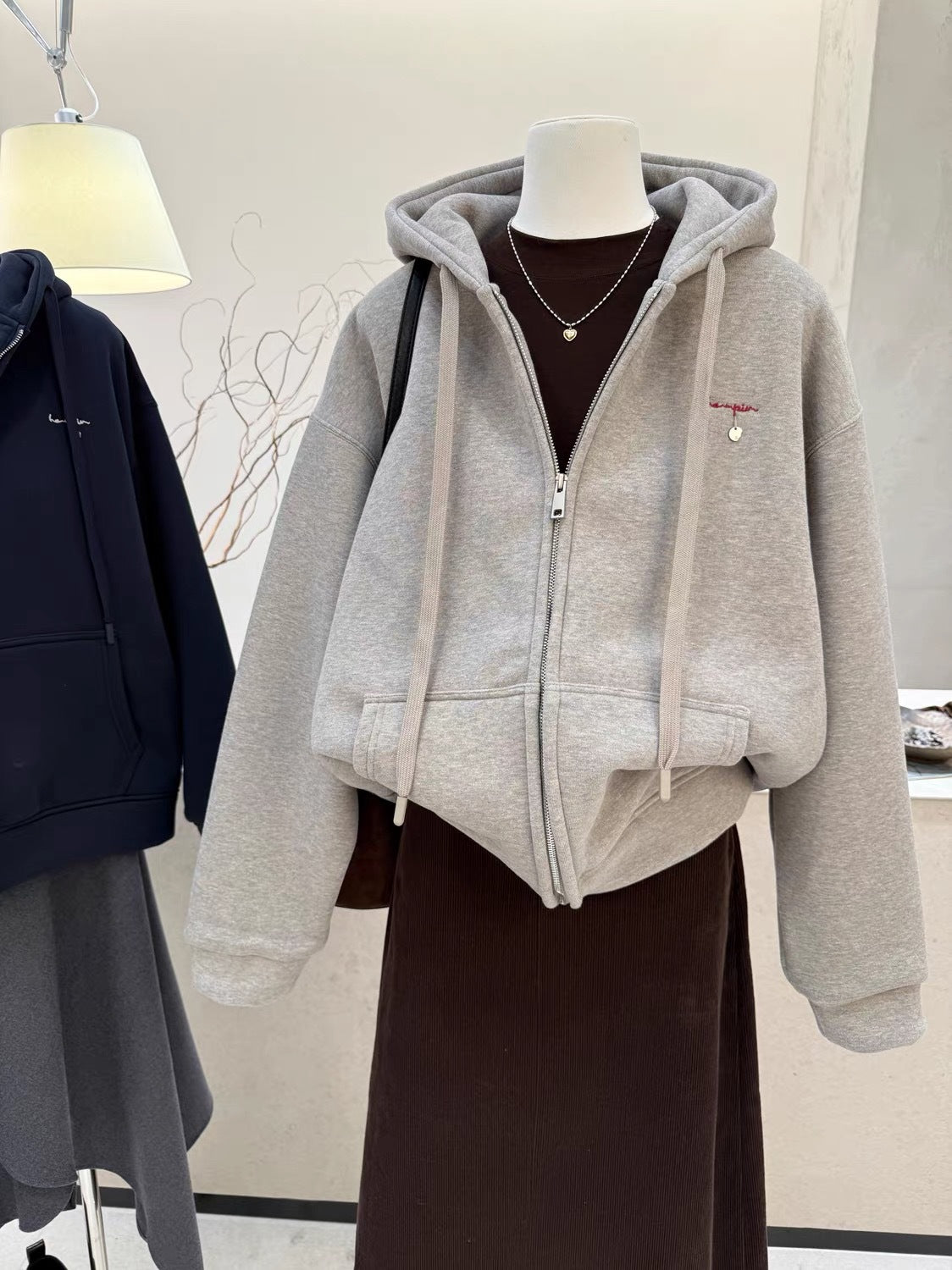 H2907 Women's sweatshirt