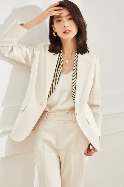 H3685 Women's suit