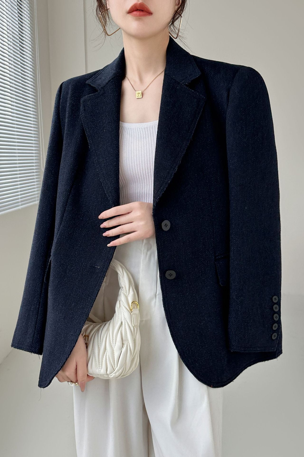 H3690 Women's suit