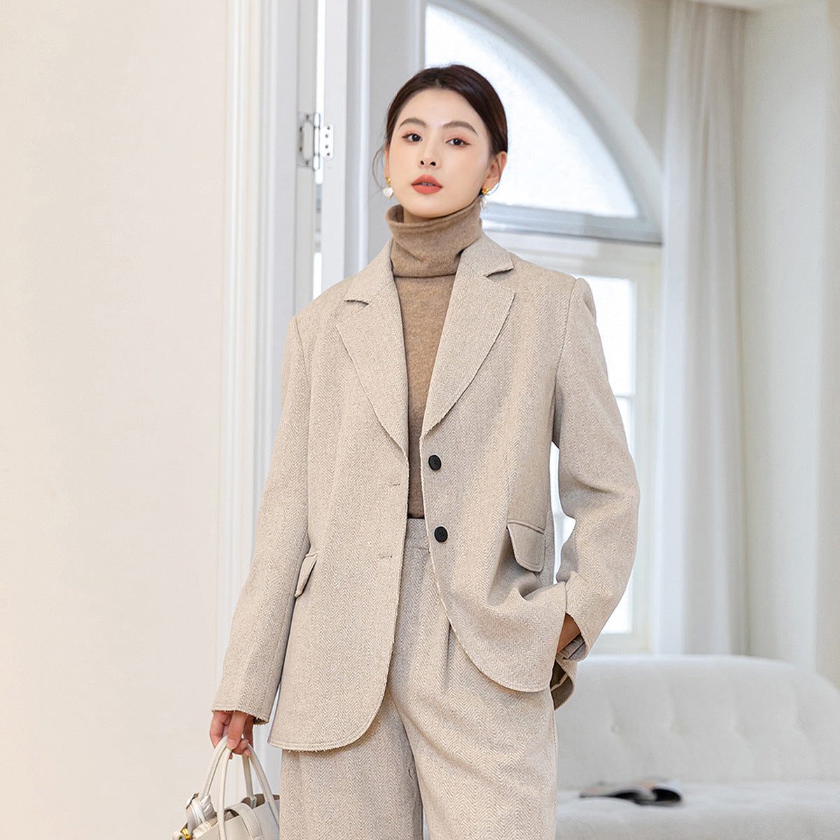 H3693 Women's suit