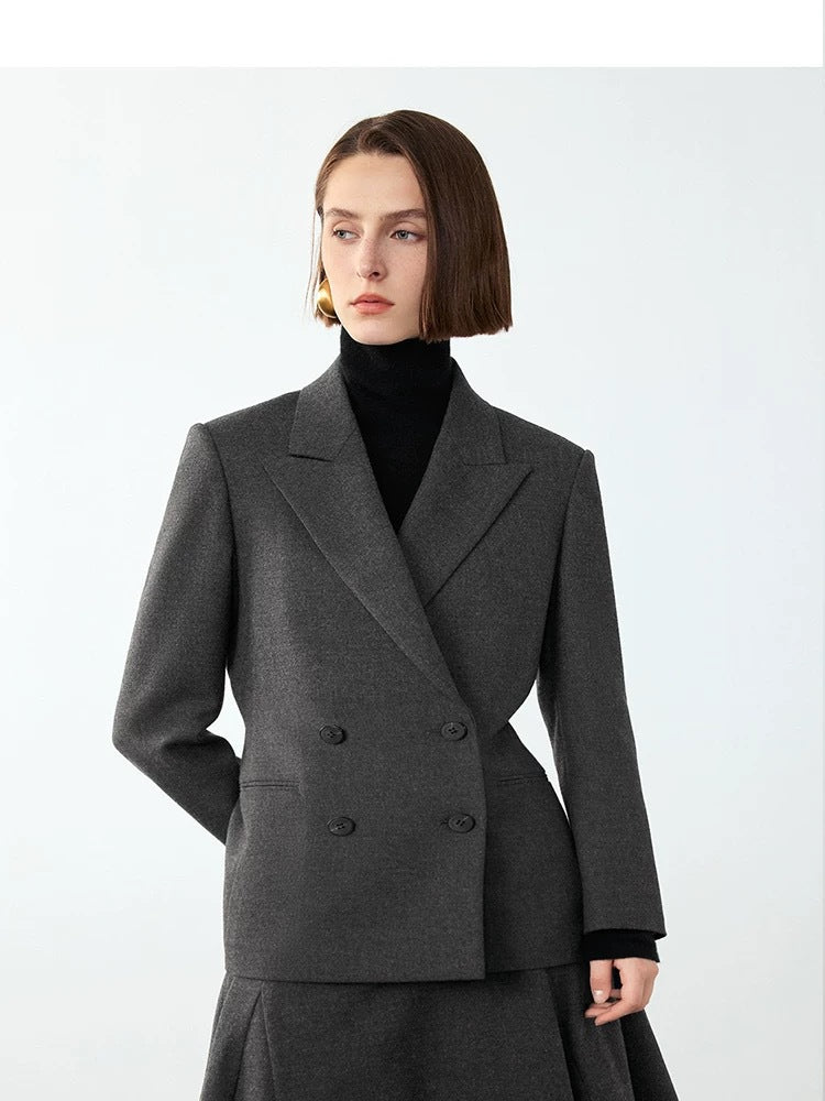 H3841 Women's suit