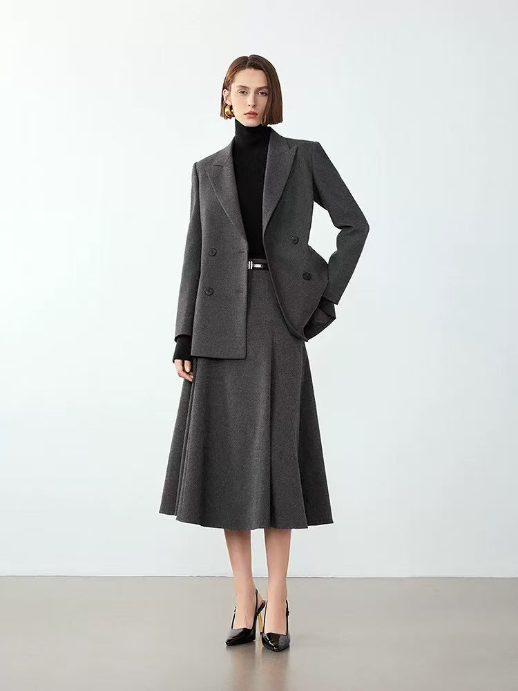 H3839 Women's suit