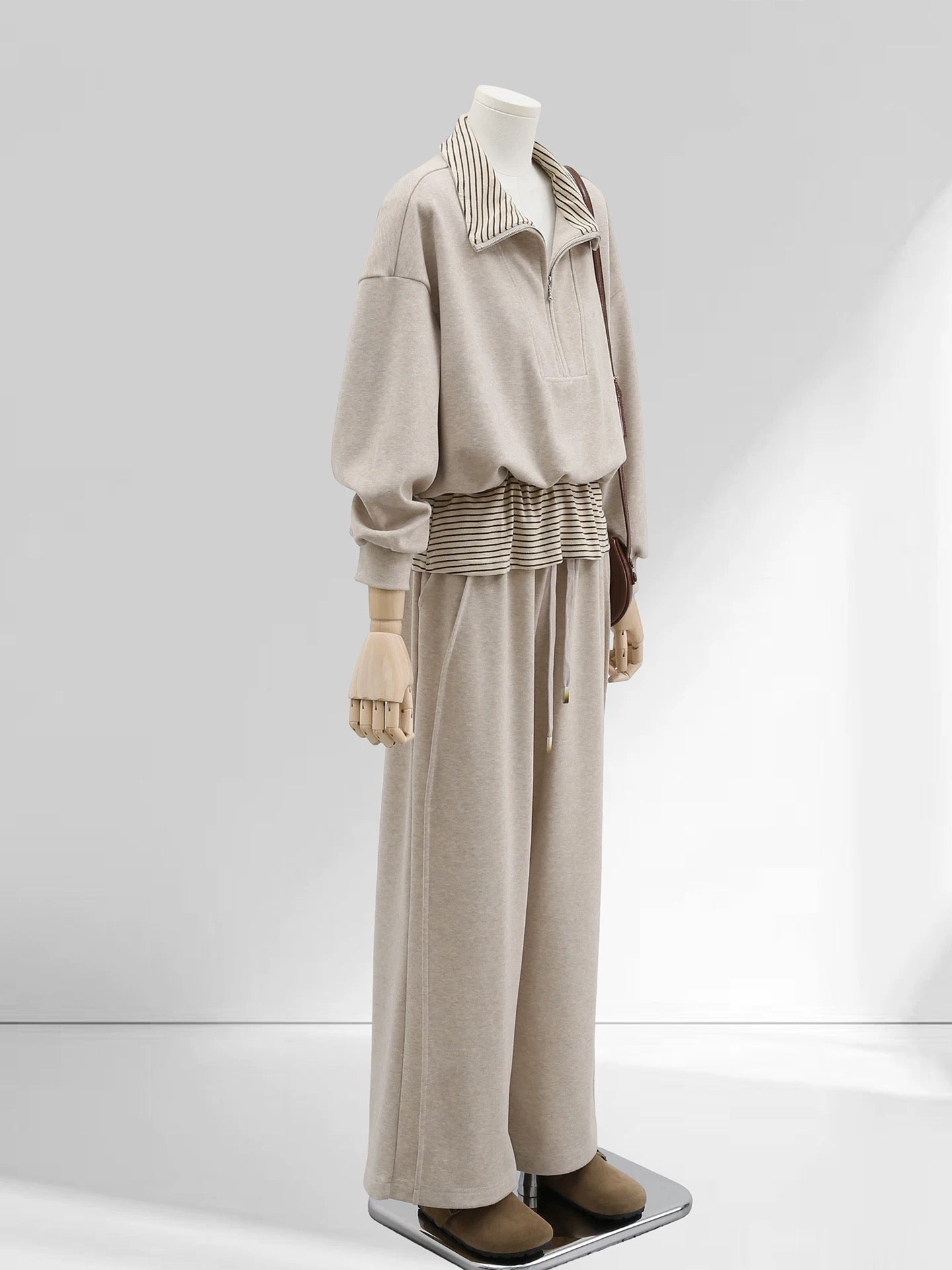 H4174 Women's Suit