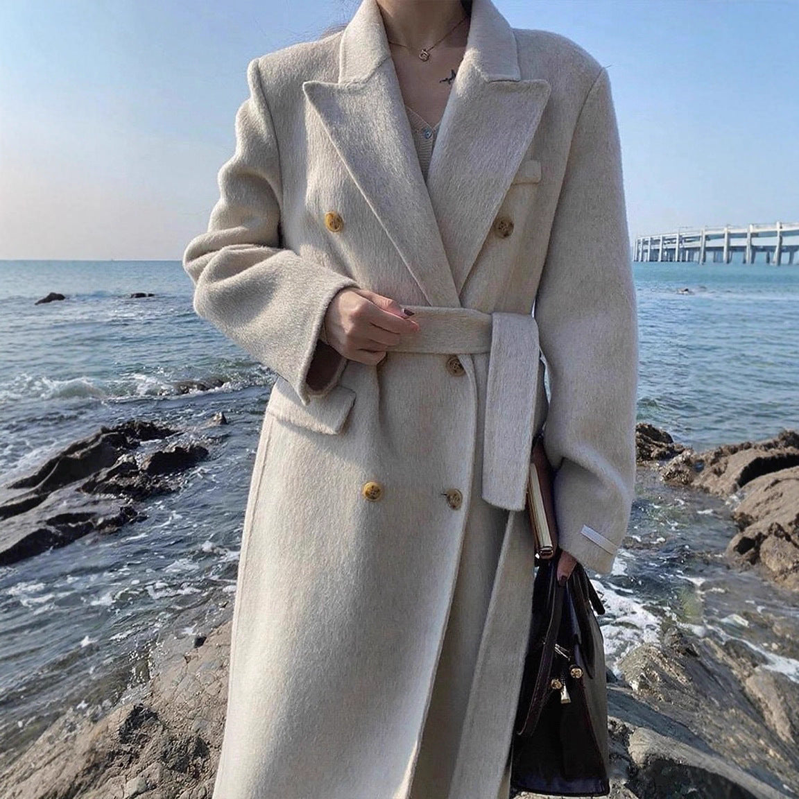 H4351 cashmere coat