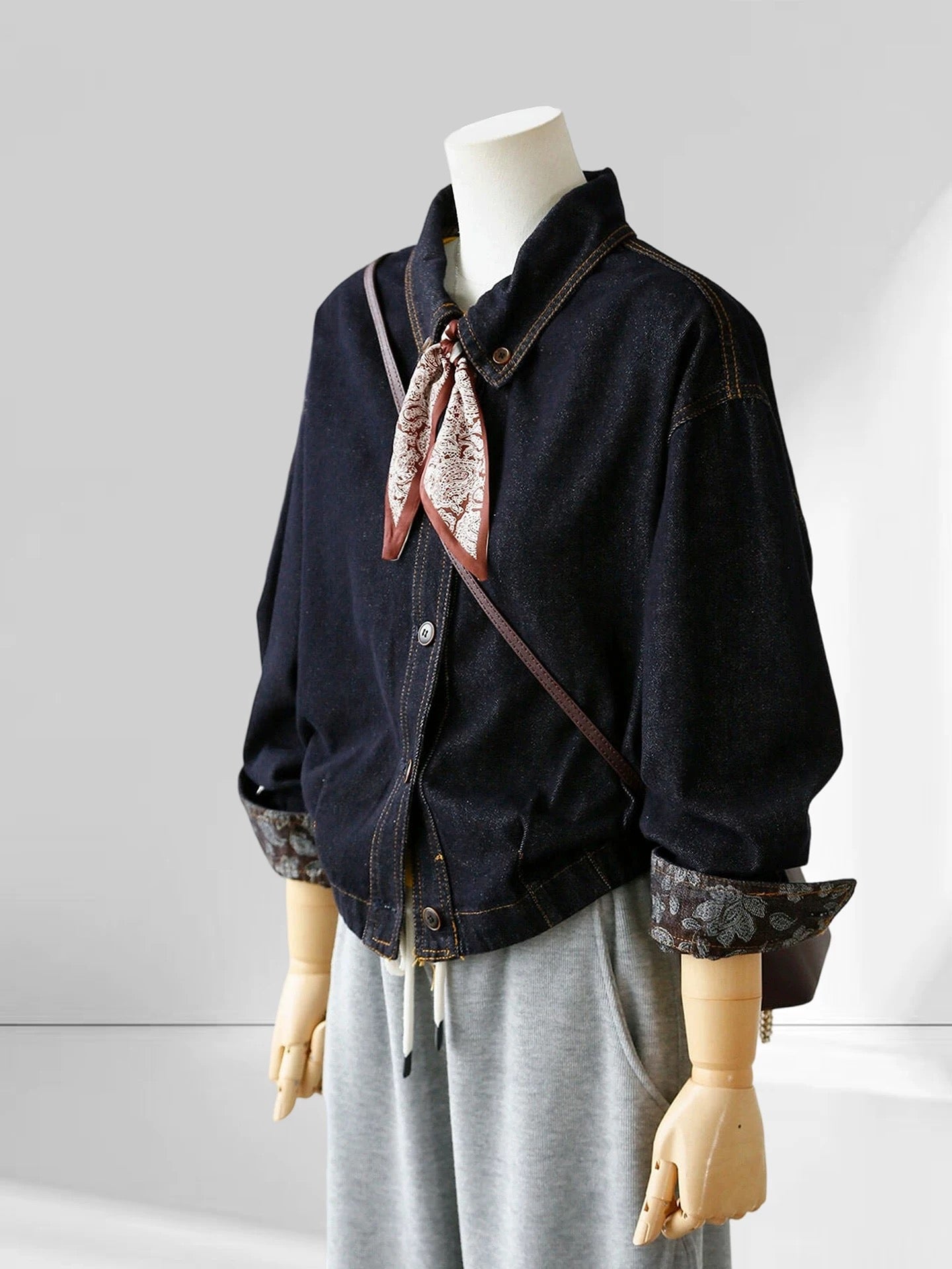 H2643 Women's Jacket