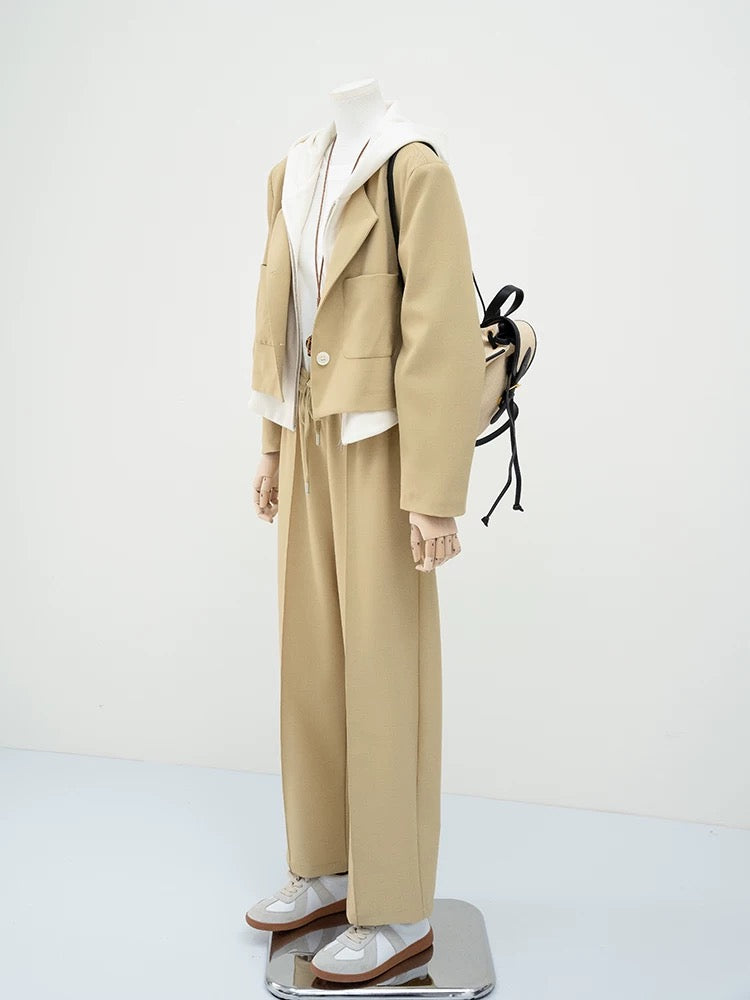 H4370 Women's Suit