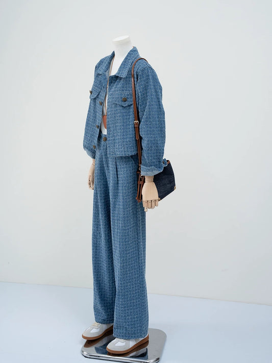 H4372 Women's Suit