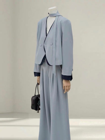 H4958 Women's Suit