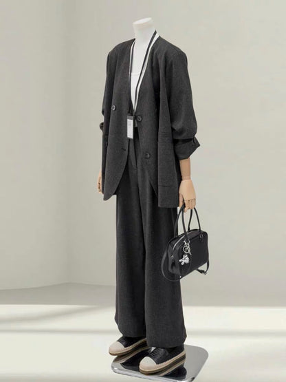 H4995 Women's Suit