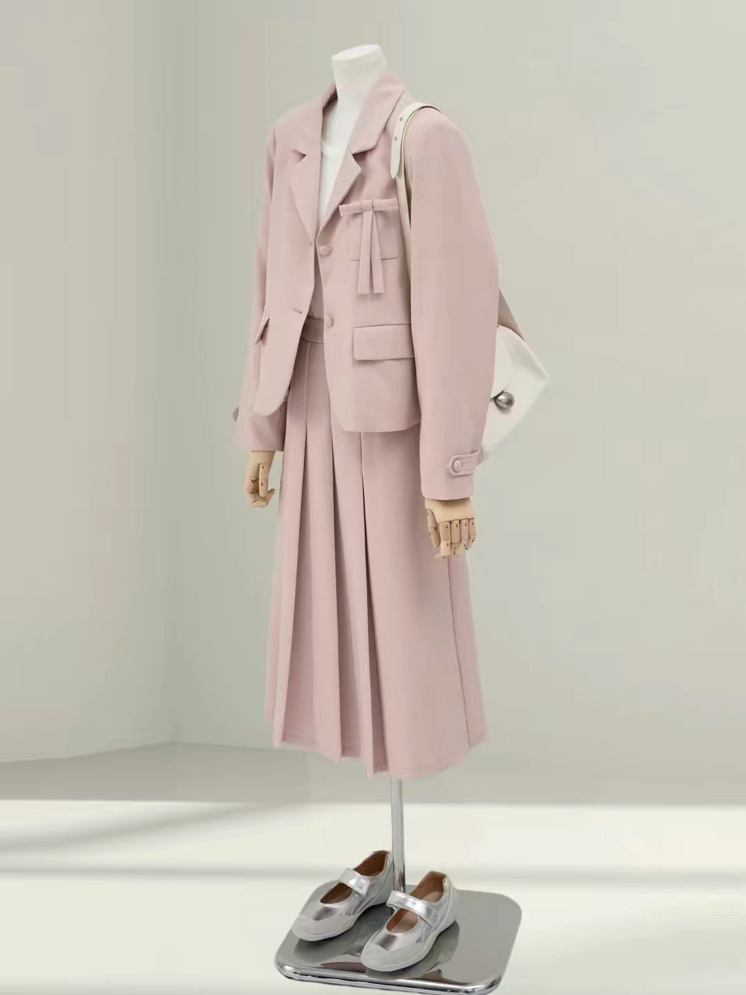 H5841 Women's Outerwear