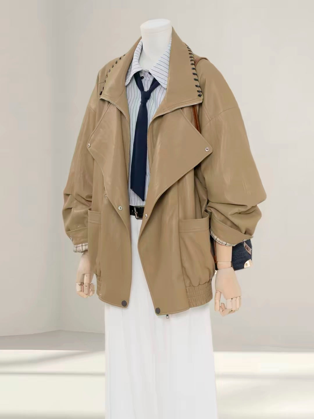H5867 Women's Outerwear